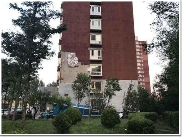 通州大風(fēng)刮掉外窗外墻，建筑質(zhì)量堪憂(圖1)